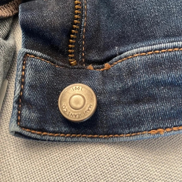 Mavi soft and stretchy Jean shorts size 31 - Picture 6 of 7